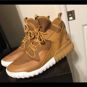 Adidas Tubulars size 10